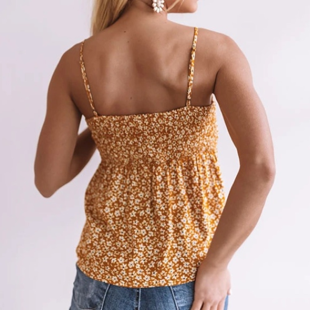 Beautiful Summer Tank - Picture 2 of 5